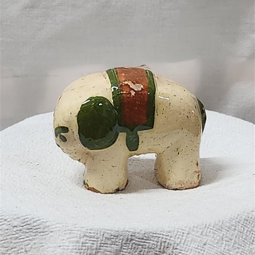 Vintage Elephant S/P Shaker